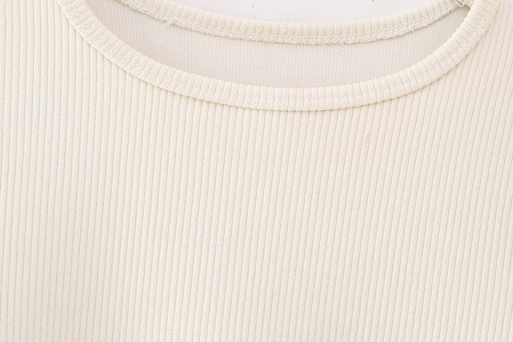 Women Knitted Beige Sweaters Rhinestones Tassels Hem Slim Pullovers Long Sleeve Female Crop Top