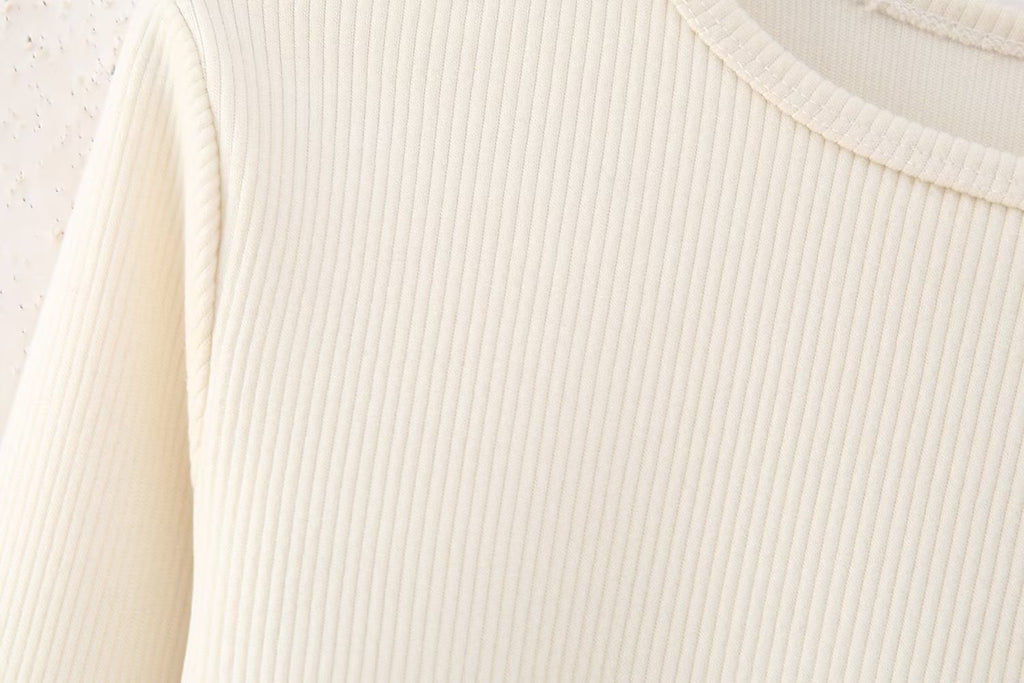 Women Knitted Beige Sweaters Rhinestones Tassels Hem Slim Pullovers Long Sleeve Female Crop Top