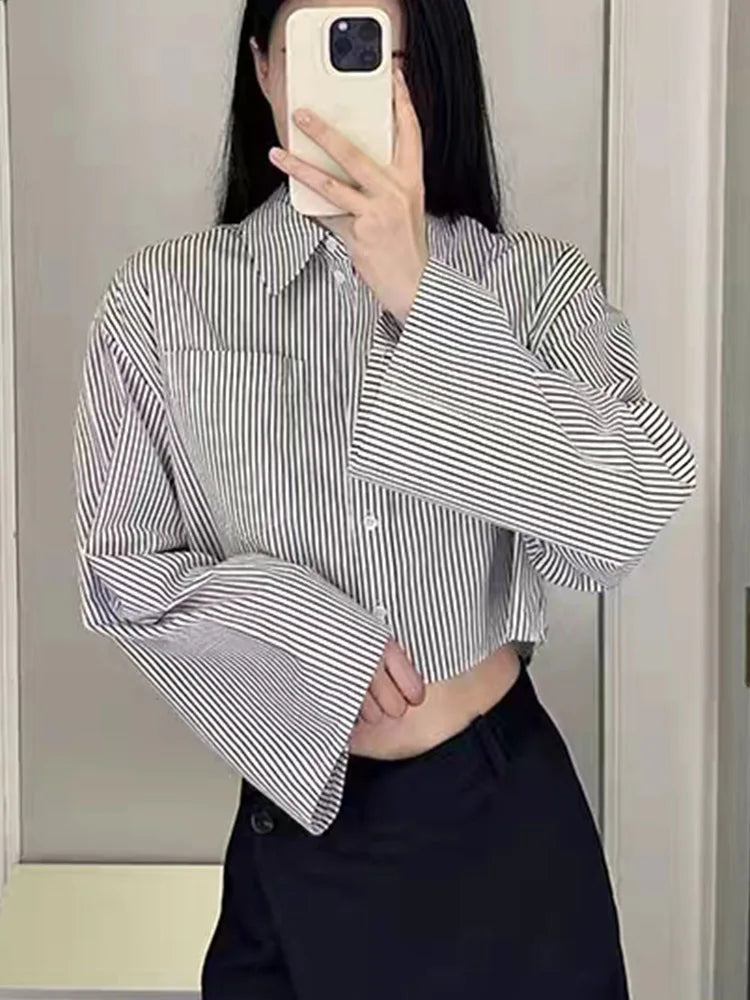 Women  Autumn New Fashion Casual Pocket Short Striped Shirt Retro Long Sleeve Chic Button Top Blouses Mujer