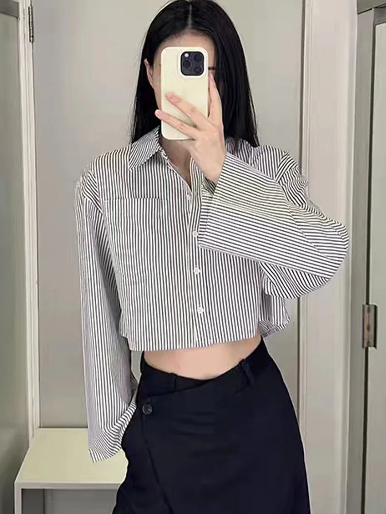 Women  Autumn New Fashion Casual Pocket Short Striped Shirt Retro Long Sleeve Chic Button Top Blouses Mujer